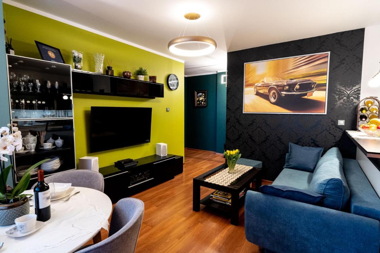 Torre Verona Apartment - 70M2, Terrace, Garage Krakow Bagian luar foto