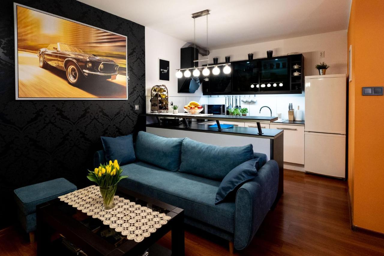 Torre Verona Apartment - 70M2, Terrace, Garage Krakow Bagian luar foto