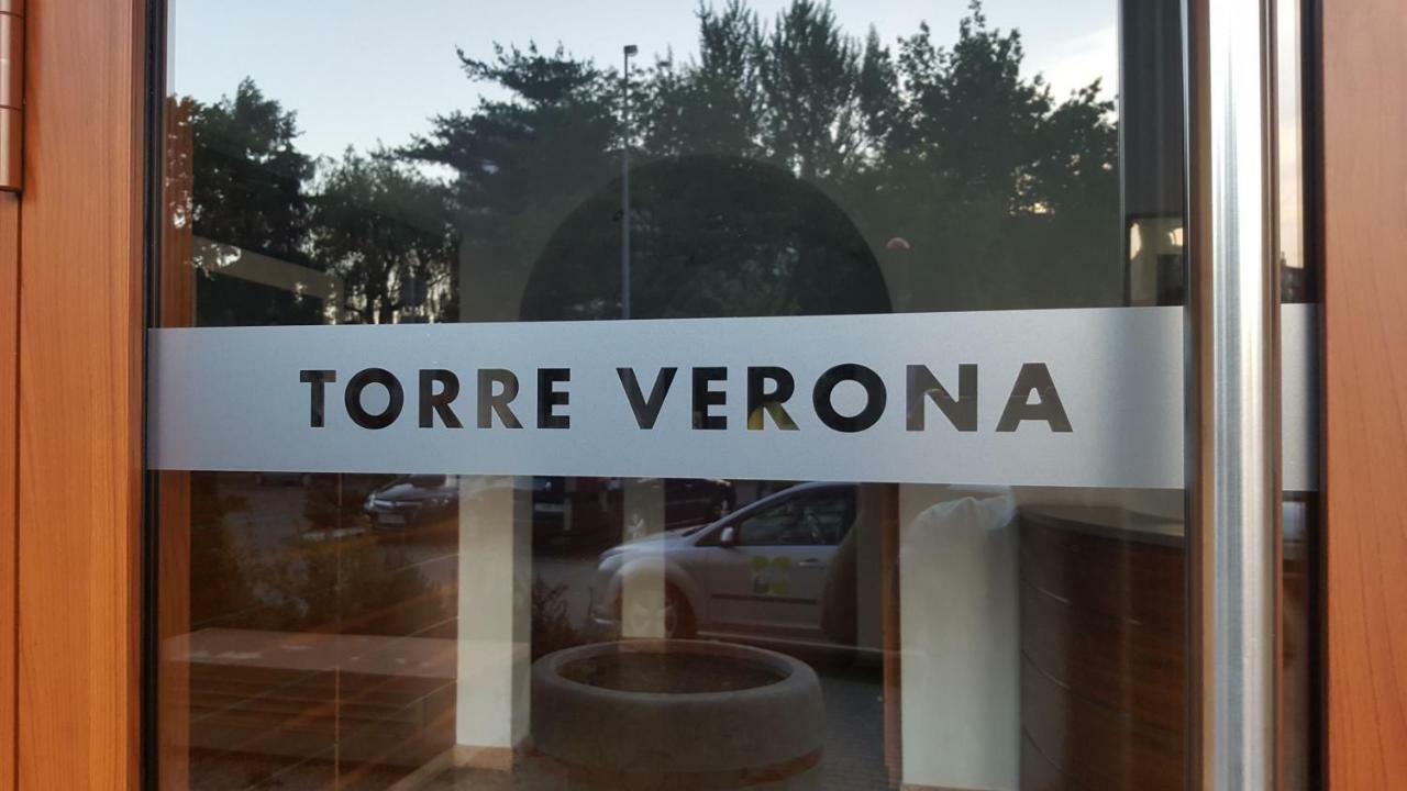 Torre Verona Apartment - 70M2, Terrace, Garage Krakow Bagian luar foto